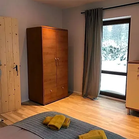 Pod Kasztanem Отель